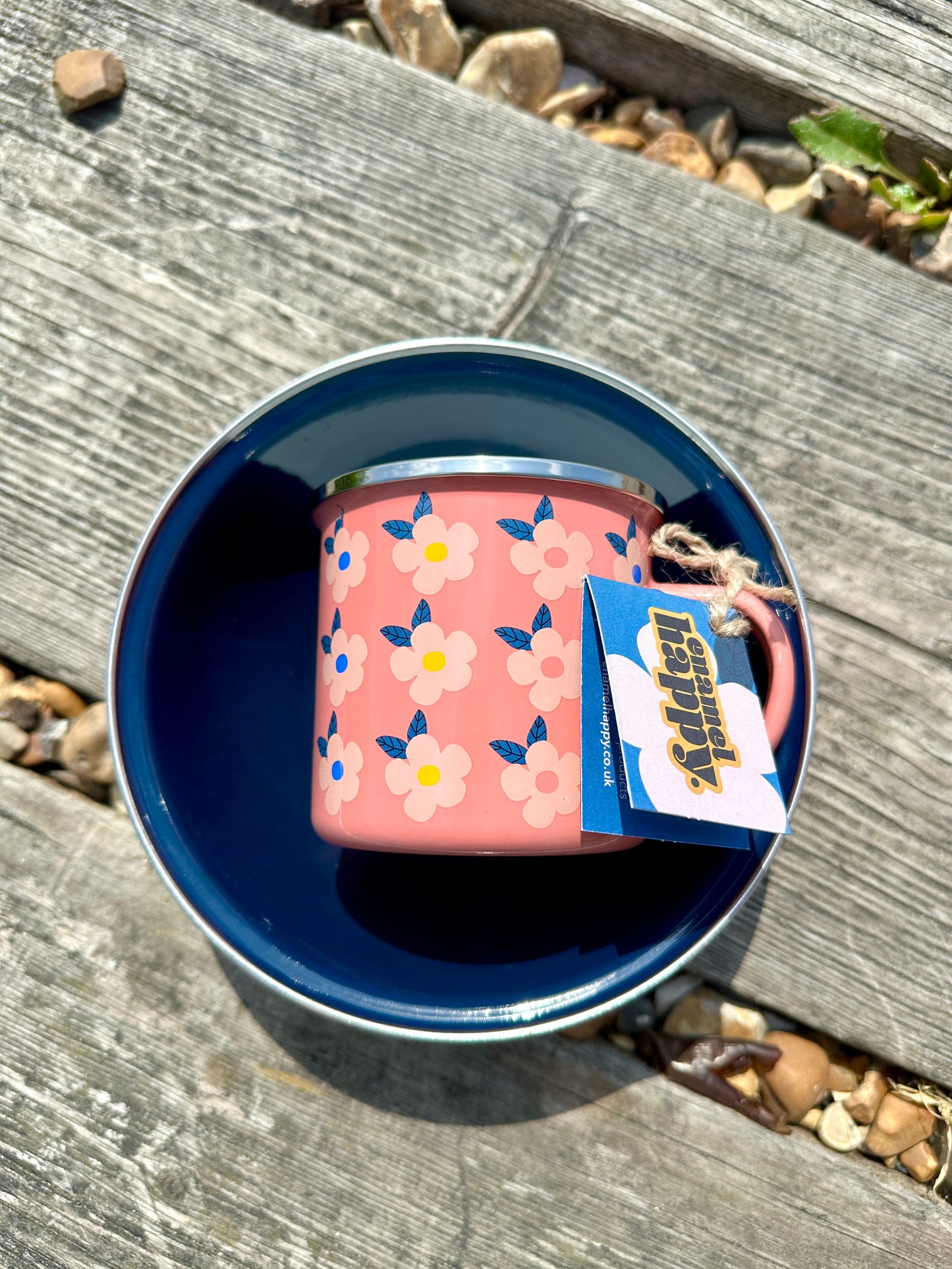 Enamel Bowl and Mug Set Retro Daisy Print