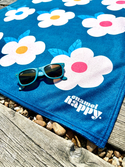 Beautiful Quick Dry Beach/Bath Towel Large - Retro Floral Midnight Navy