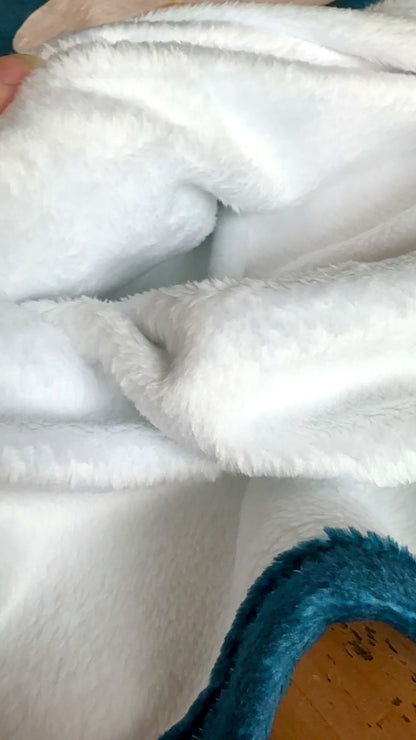 Retro Floral Midnight Navy Blue Large Ultra Plush Cuddle Soft Fleece Blanket/Throw