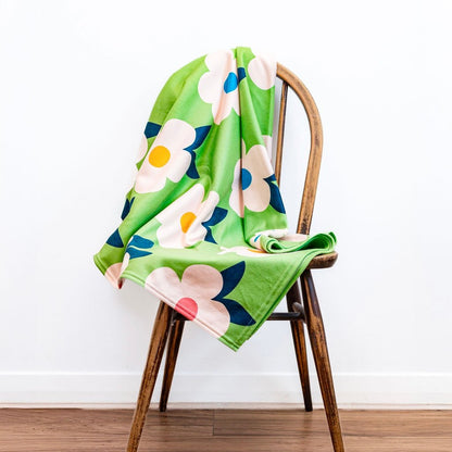 Retro Floral Meadow Green Large Fleece Blanket/Throw - Enamelhappy - Enamelhappy