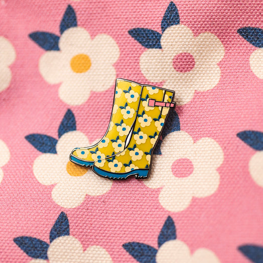 Insigne d'épinglette en émail Wellies - Emailhappy